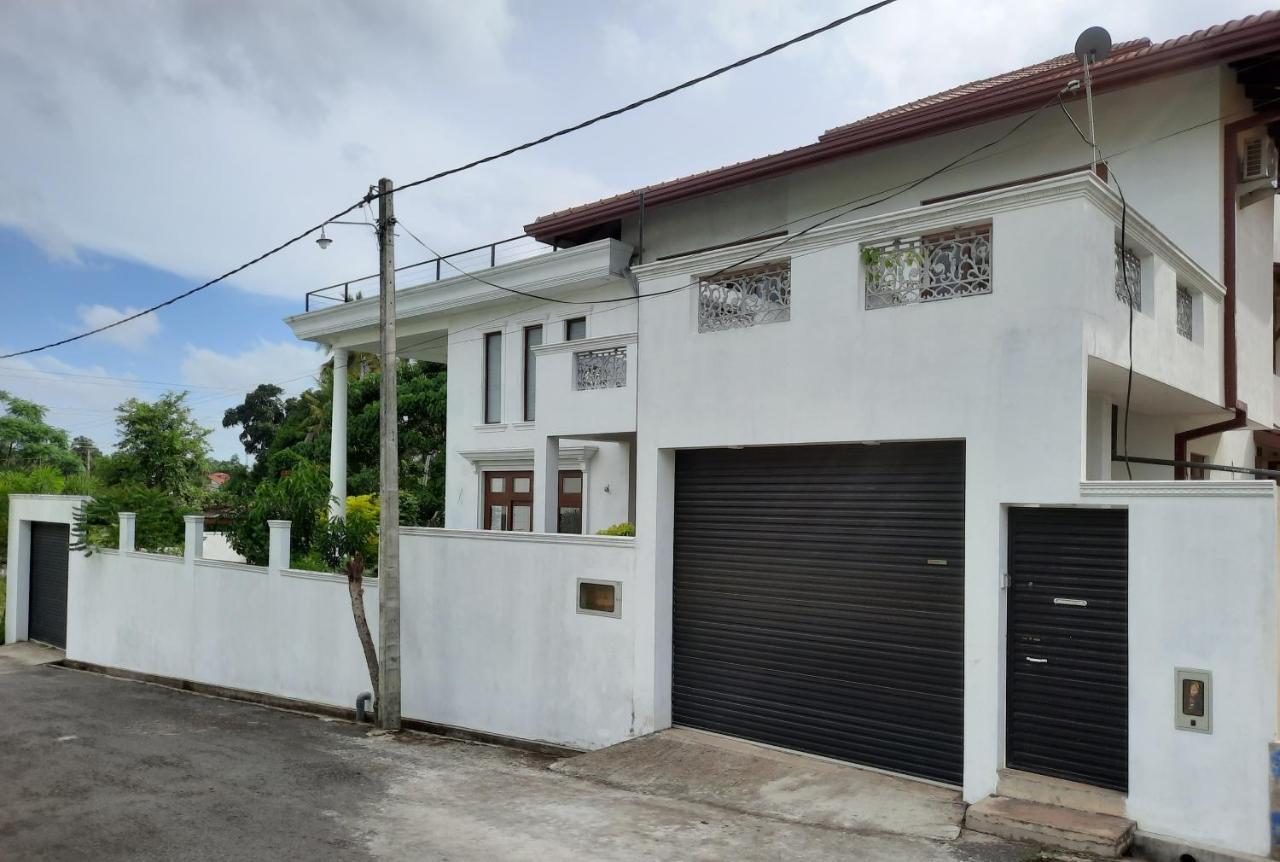 "The Anchorage" Of Field View Apartamento Pannipitiya Exterior foto