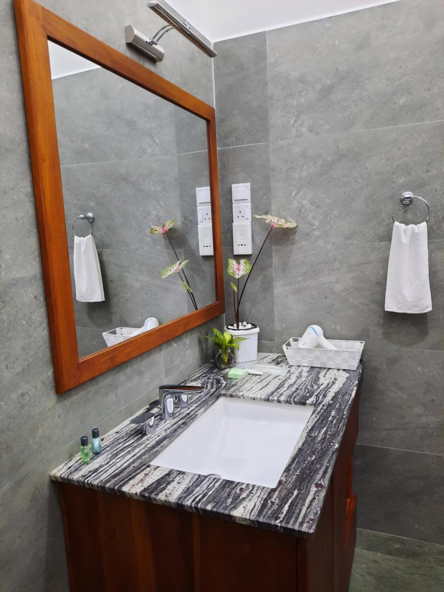 "The Anchorage" Of Field View Apartamento Pannipitiya Exterior foto